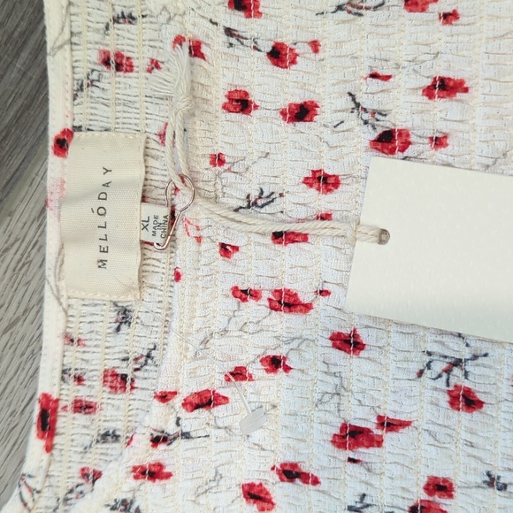 Melloday Top - Picture 6 of 12